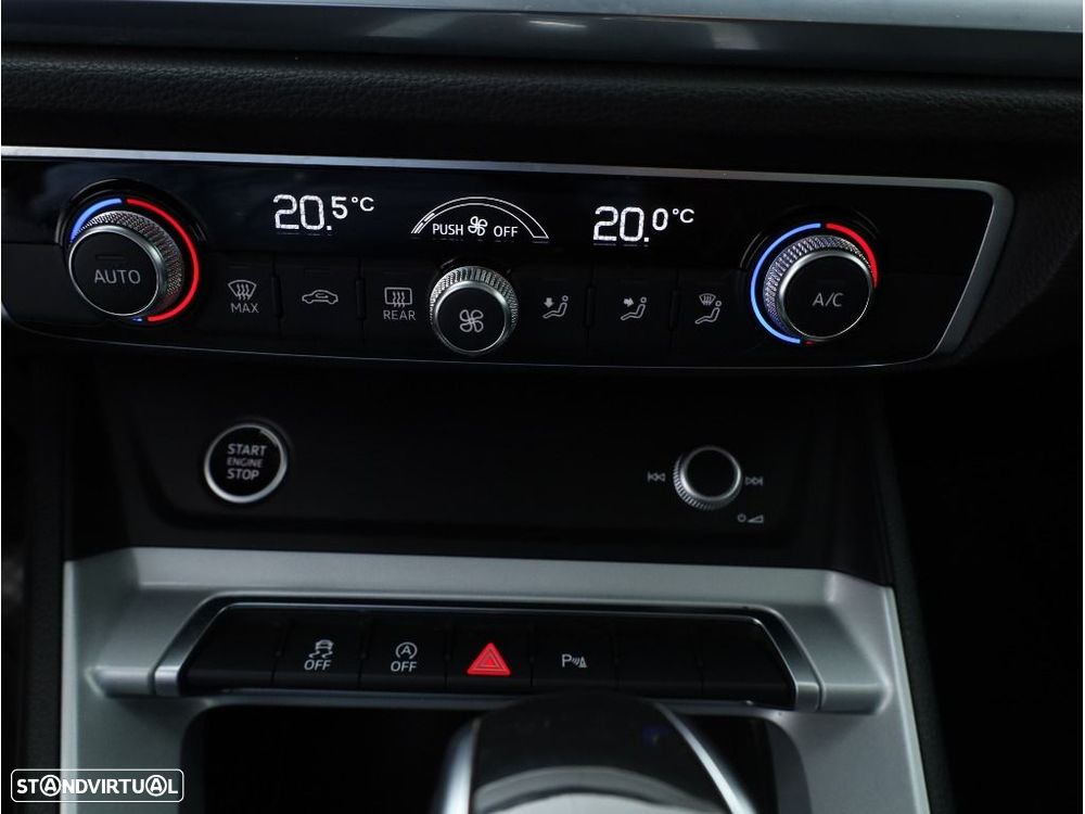 Audi Q3 35 TDI S tronic - 32