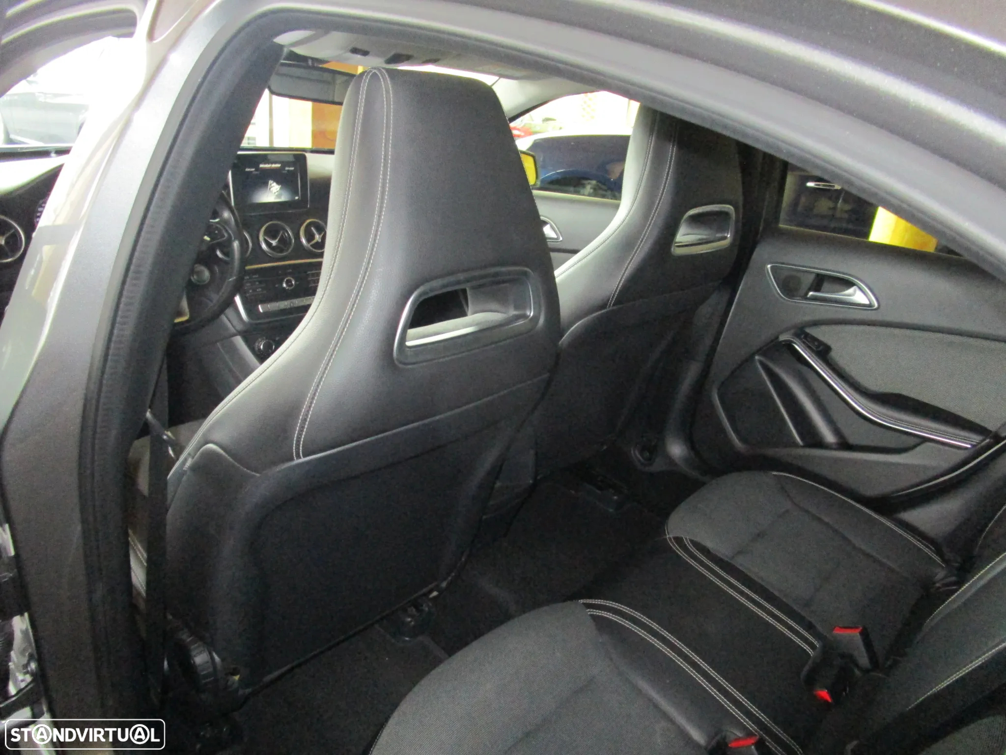 Mercedes-Benz A 160 d Urban - 18