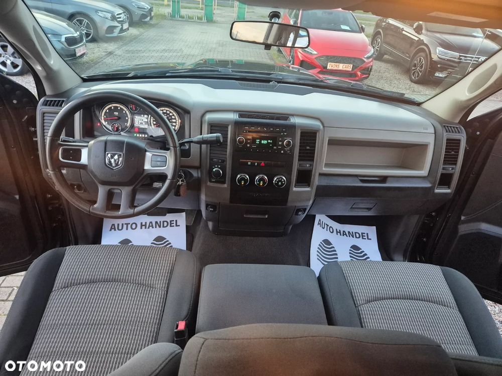 Dodge RAM 1500 5.7 4x4 - 21