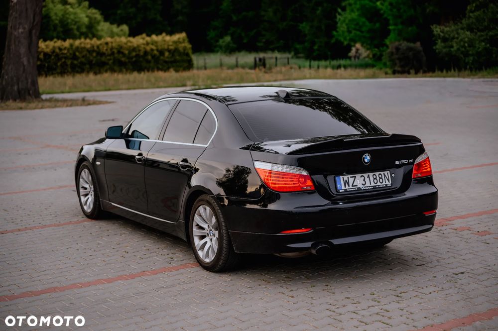 BMW Seria 5 520d - 11