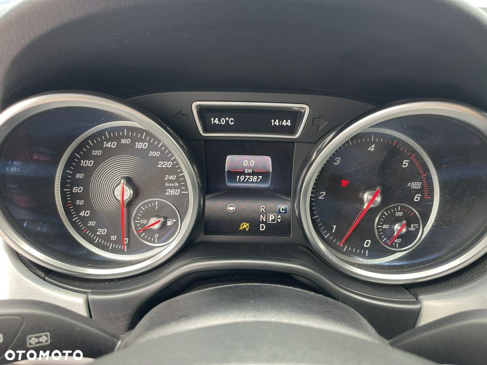 Mercedes-Benz GLE 350 d 4Matic 9G-TRONIC AMG Line - 8