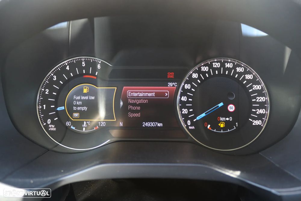 Ford S-Max - 10