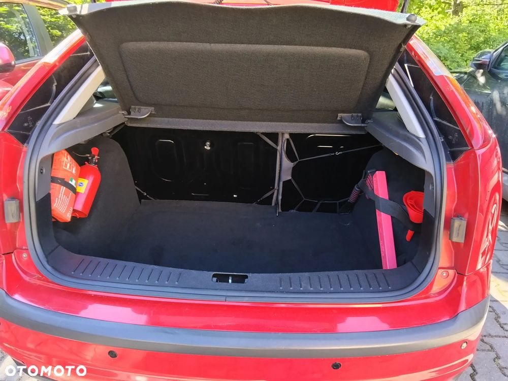 Ford Focus 1.6 FX - 12