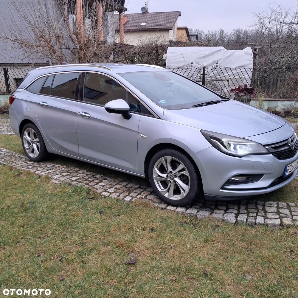 Opel Astra 1.6 D (CDTI) Start/Stop Dynamic - 1