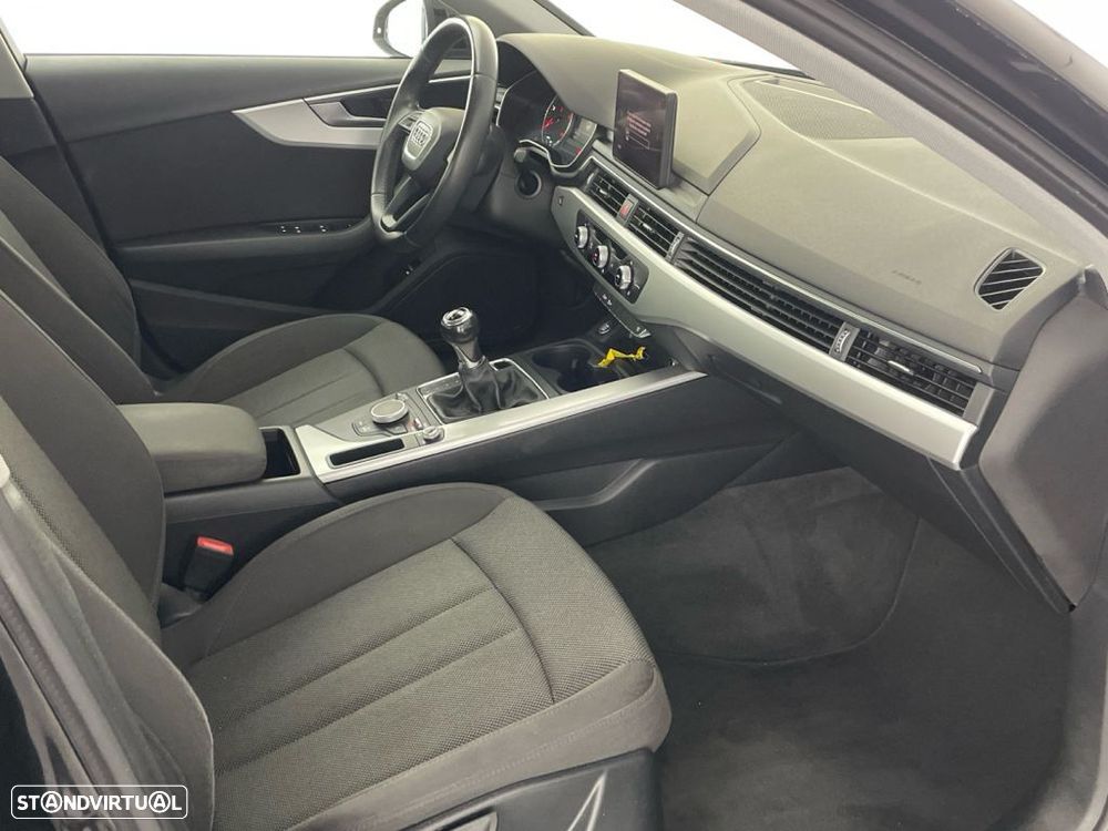 Audi A4 2.0 TDI - 21