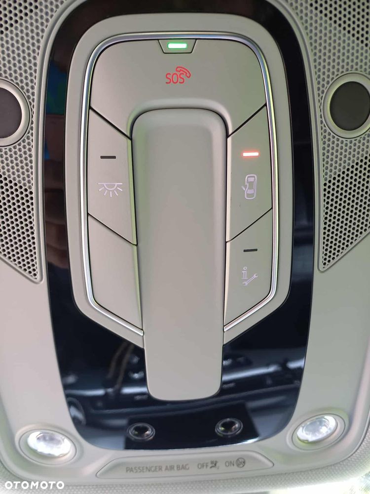 Audi A4 Avant 2.0 TDI S tronic - 11