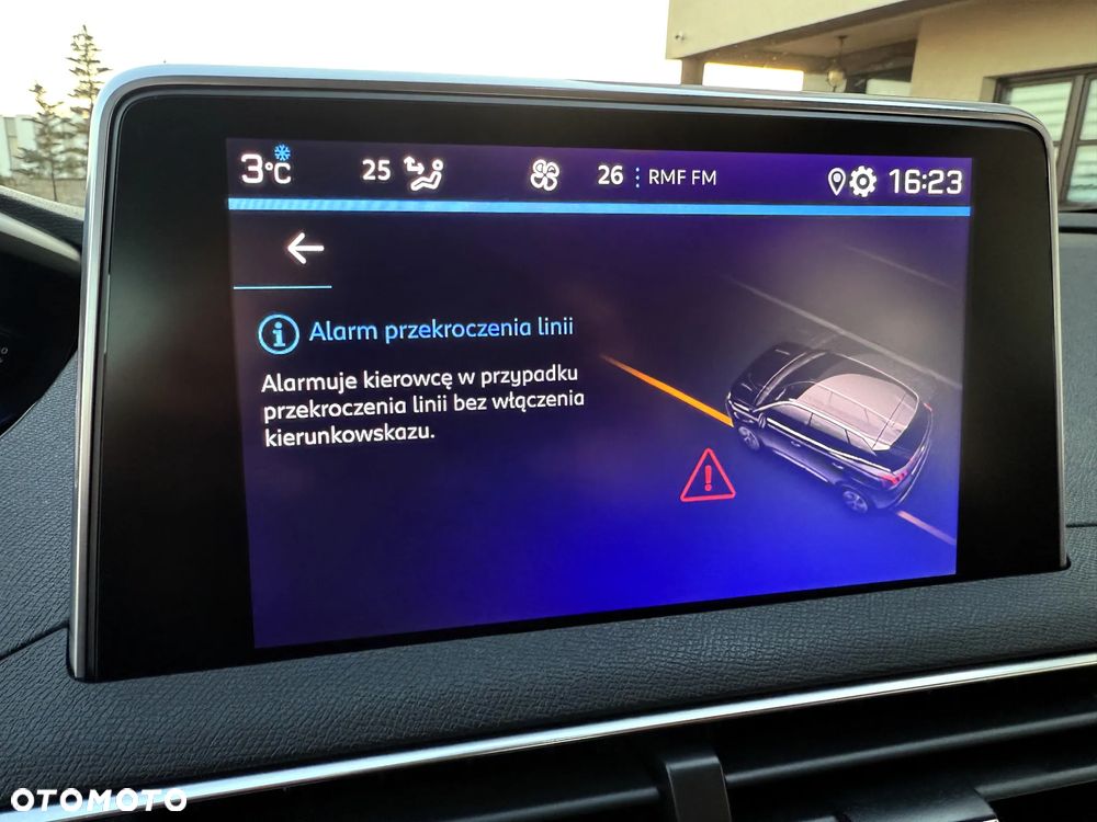 Peugeot 3008 1.5 BlueHDi Allure Pack S&S EAT8 - 19