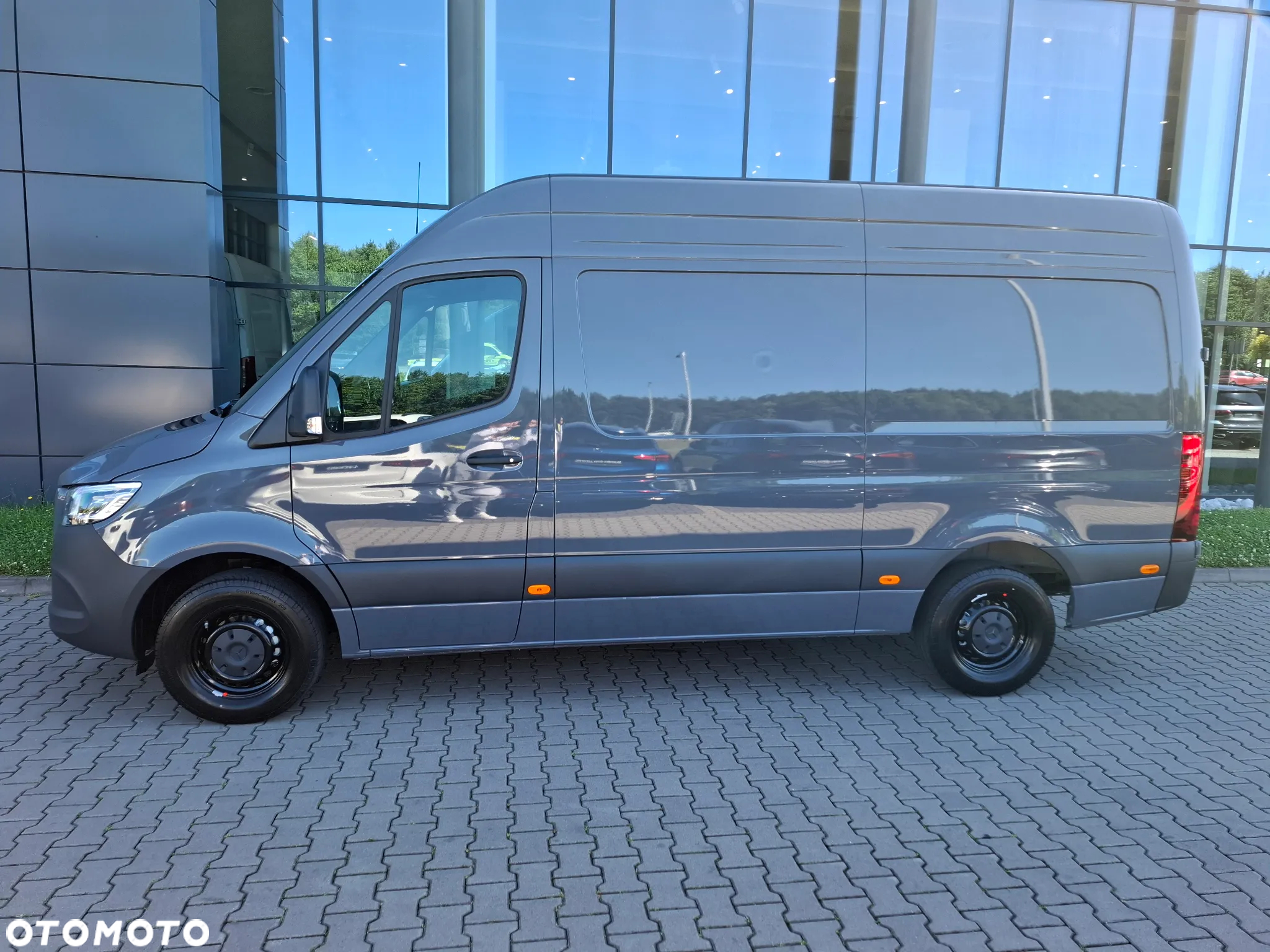 Mercedes-Benz Sprinter 317 CDI Furgon PRO 3665 mm L2H2 - 6
