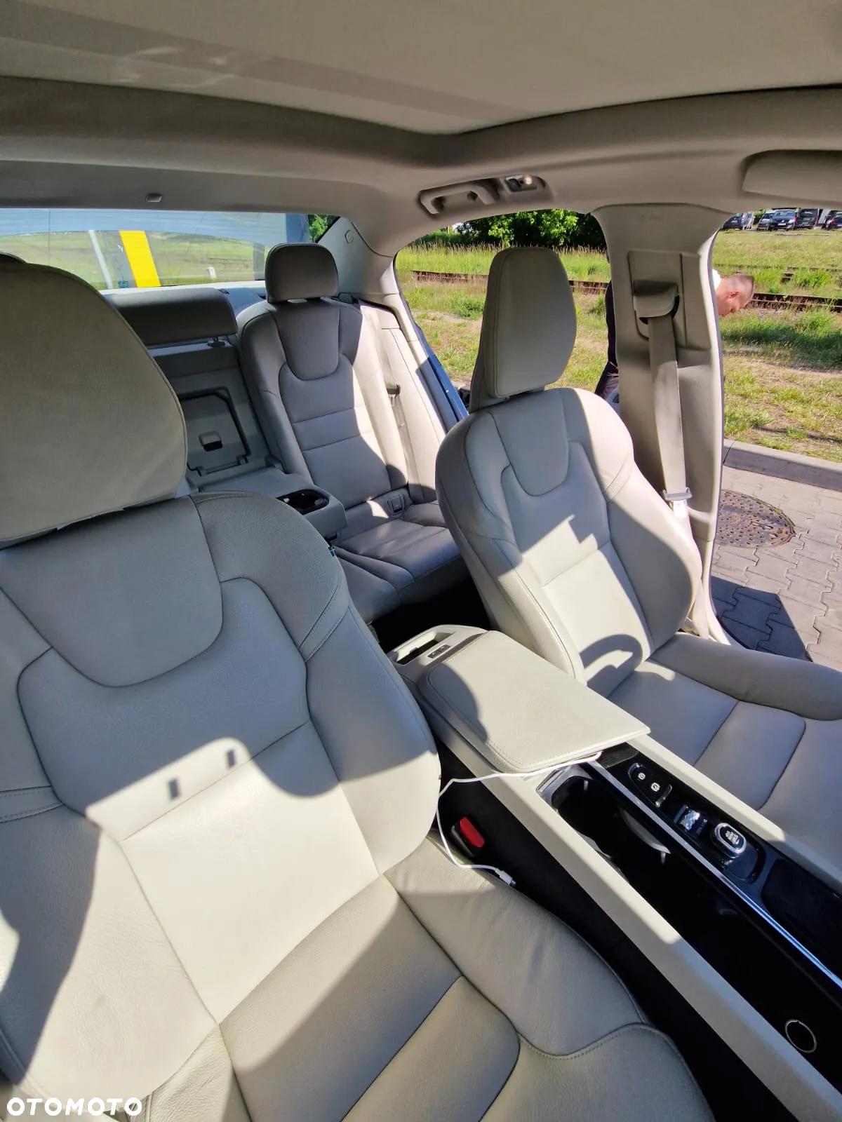 Volvo S60 T6 AWD Momentum Pro - 17
