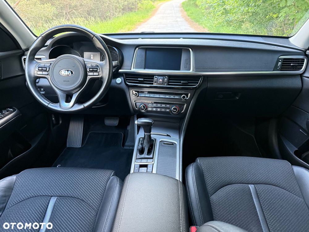 Kia Optima Plug-in Hybrid - 5