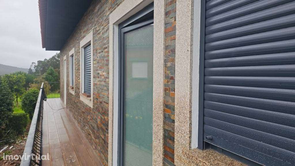 Andar de moradia EM BARROSELAS NOVO E RENOVADO. - Grande imagem: 2/12