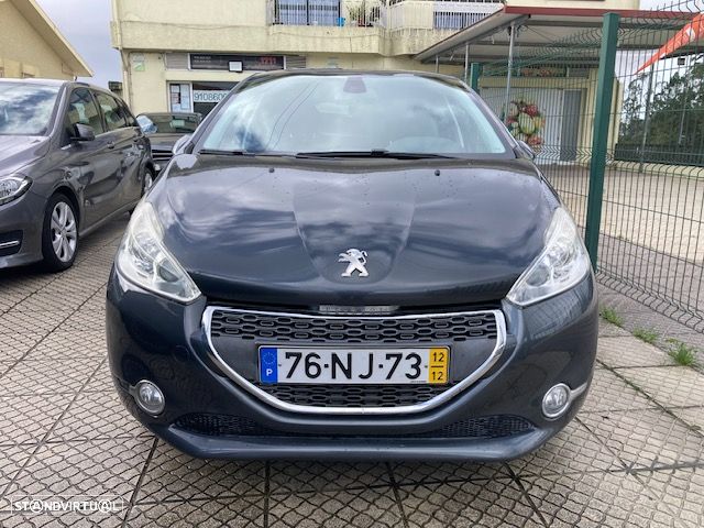 Peugeot 208 1.6 e-HDi Allure - 20