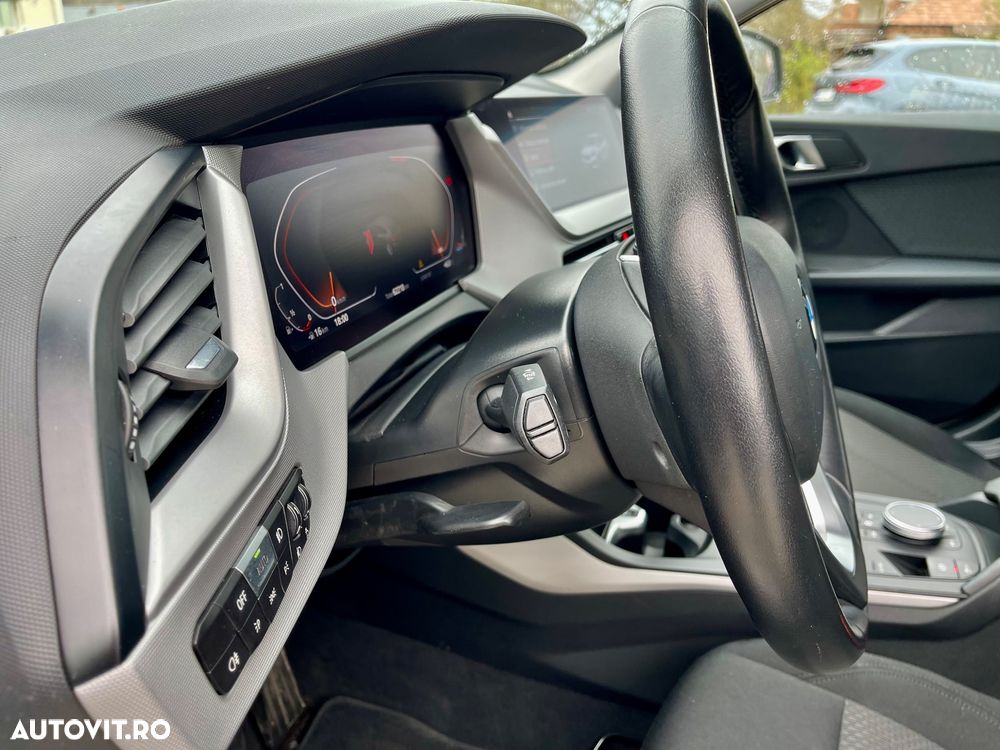 BMW Seria 1 118i - 10