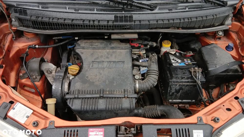 Tylko Części Fiat Idea 1.4 16V 843A1.000 95KM 70kW 03r–05r lakier 505 - 10