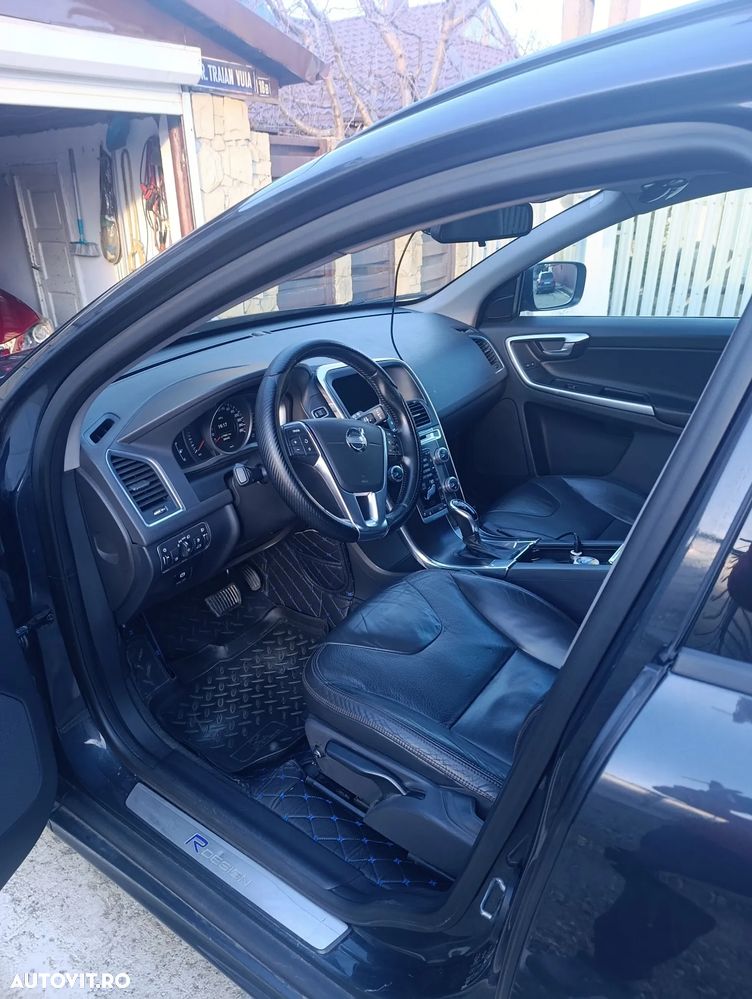 Volvo XC 60 D3 R-Design - 8