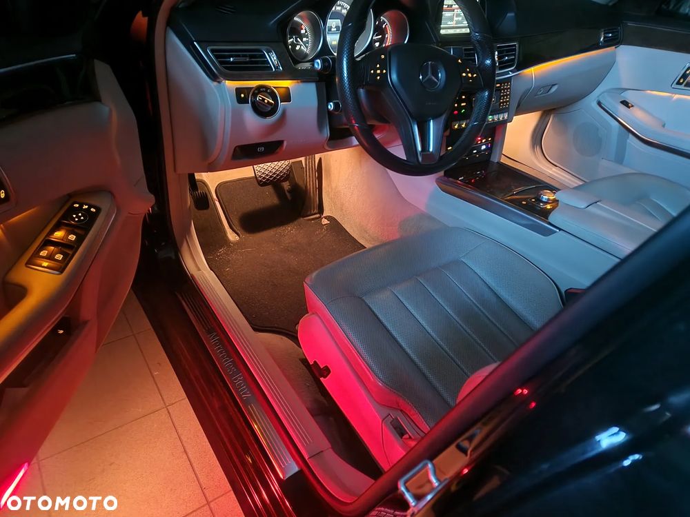 Mercedes-Benz Klasa E 250 BlueTEC 4-Matic Avantgarde - 9