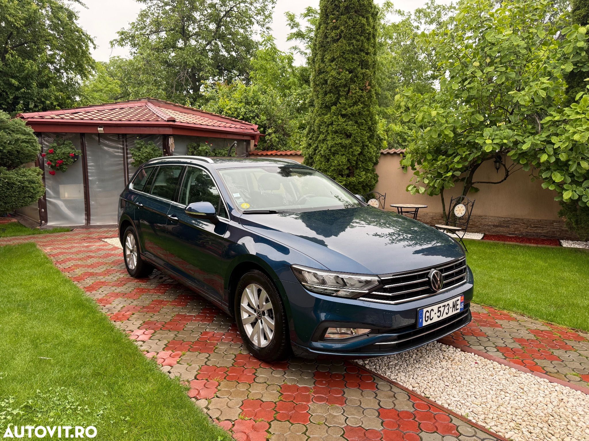 Volkswagen Passat Variant 2.0 TDI DSG (BlueMotion Technology) Trendline - 1