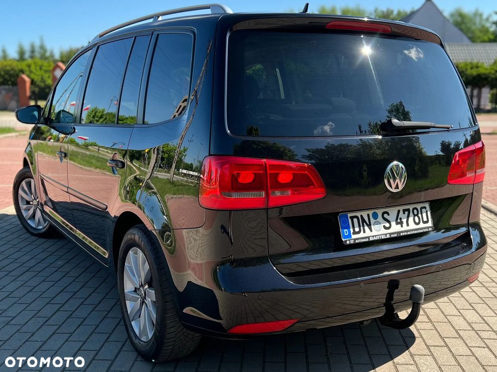 Volkswagen Touran 2.0 TDI DPF STYLE - 4