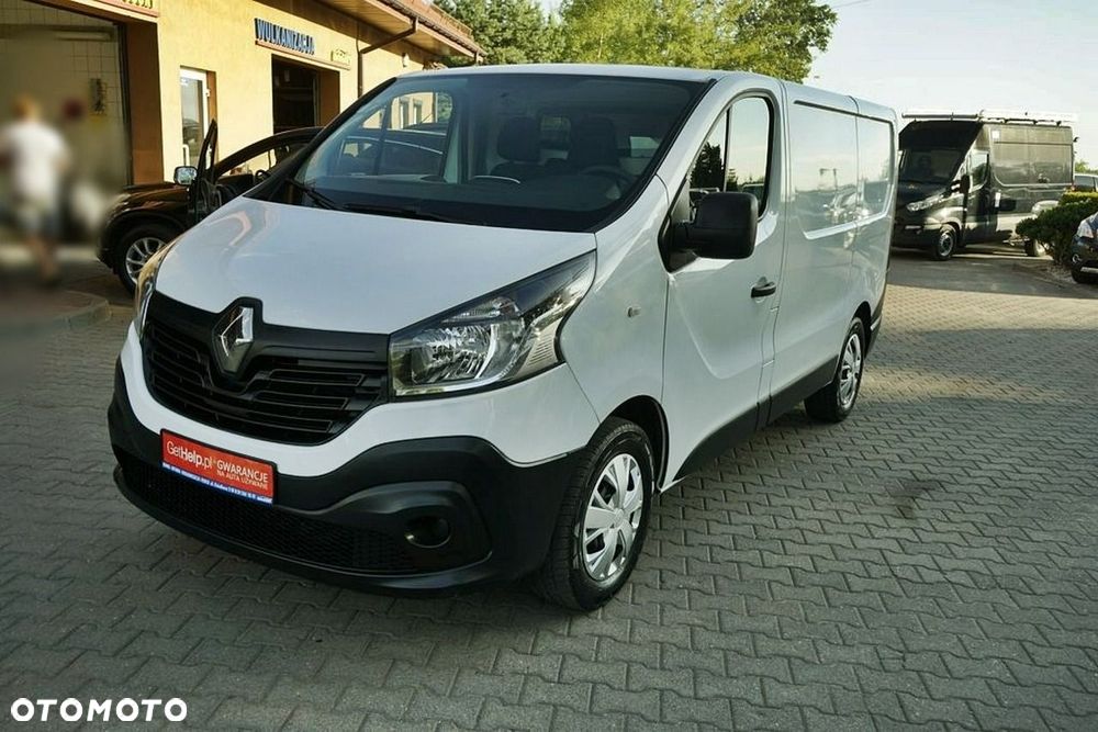 Renault Trafic - 2