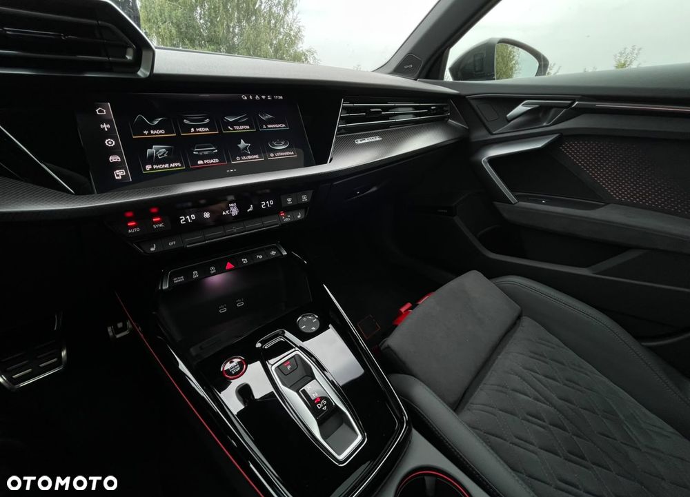 Audi RS3 Limousine - 15