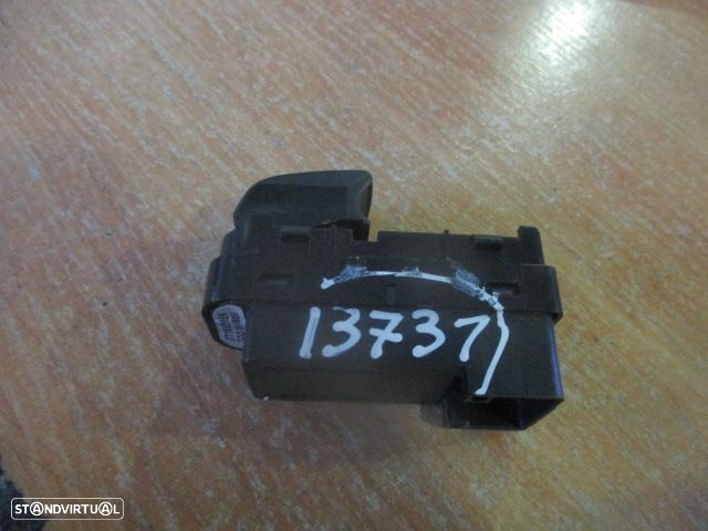 Interruptor CC3366380A MAZDA 5 2006 VIDRO TRASEIRO Direito - 2