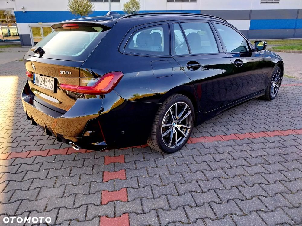 BMW Seria 3 318i M Sport - 6