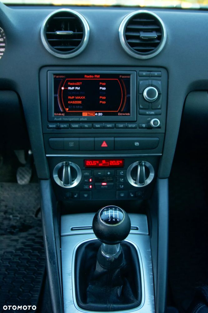 Audi A3 Sportback 1.4 TFSI S line Sportpaket - 15
