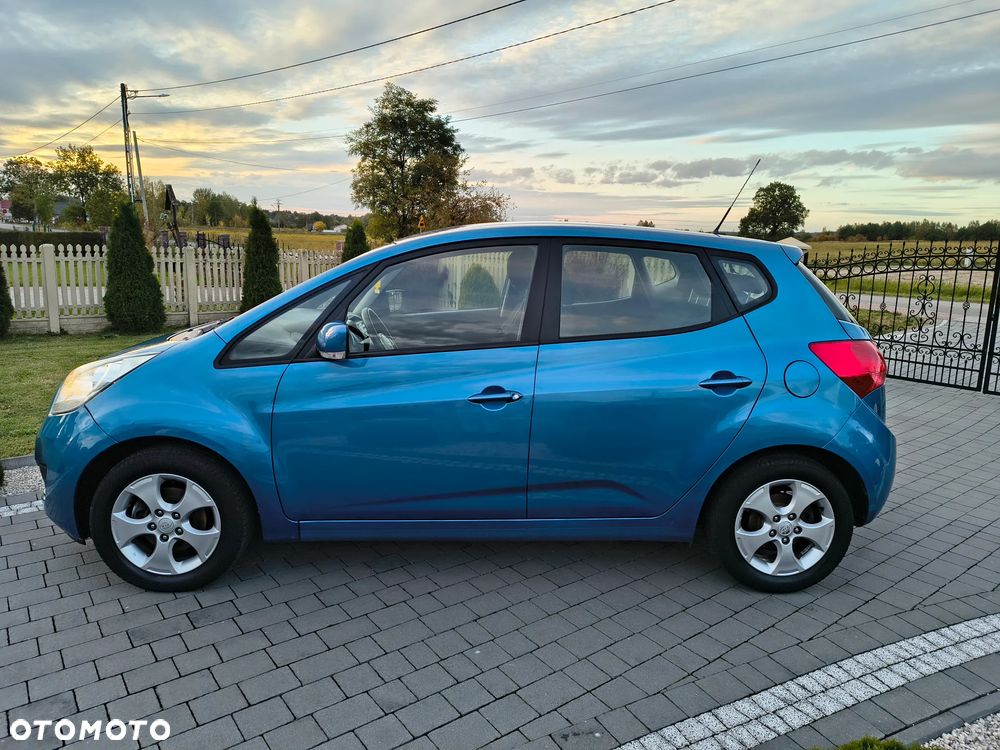 Kia Venga 1.4 CVVT Vision - 11