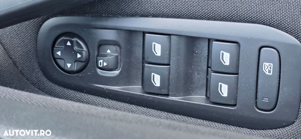 Peugeot 308 - 14