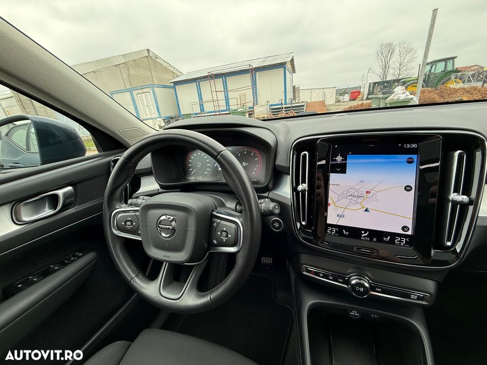 Volvo XC 40 - 23