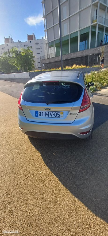 Ford Fiesta - 6