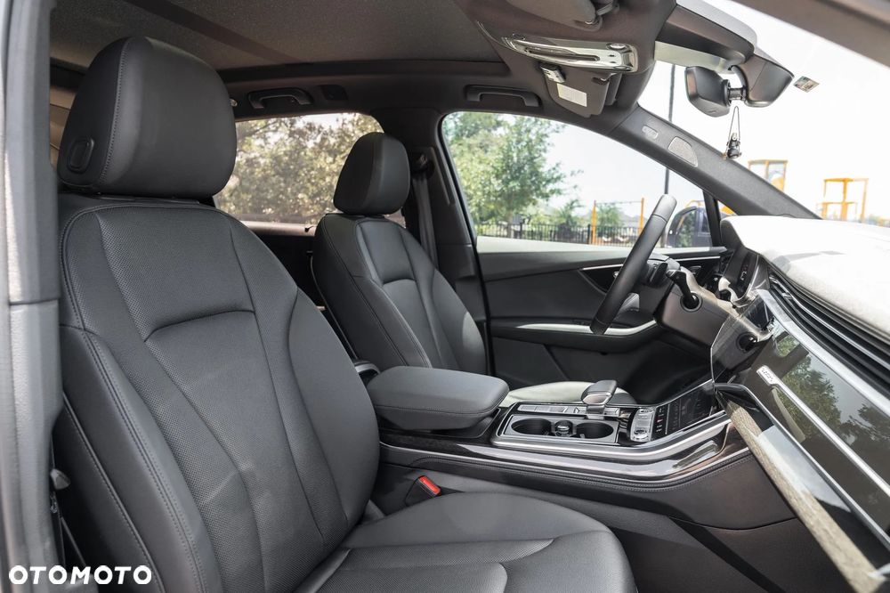 Audi Q7 - 24