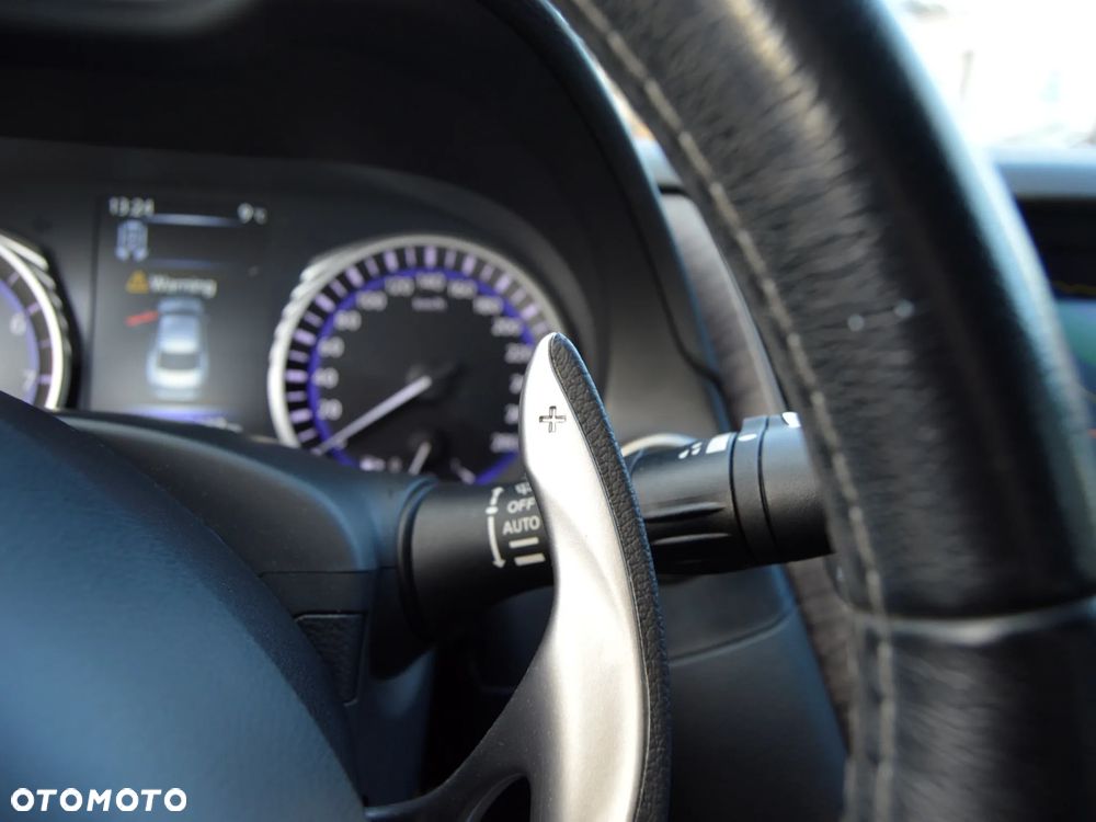 Infiniti Q50 2.0t Sport Tech EU6 - 13