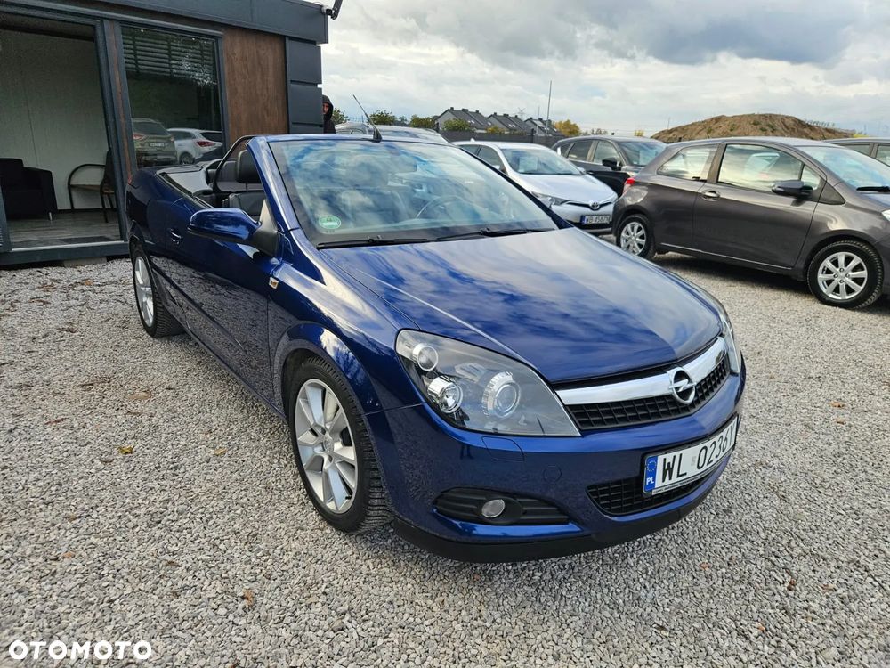 Opel Astra TwinTop 1.8 Cosmo - 7