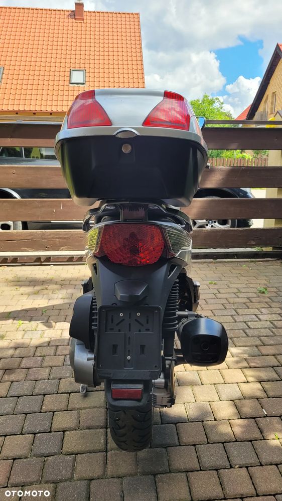 Kymco People - 30