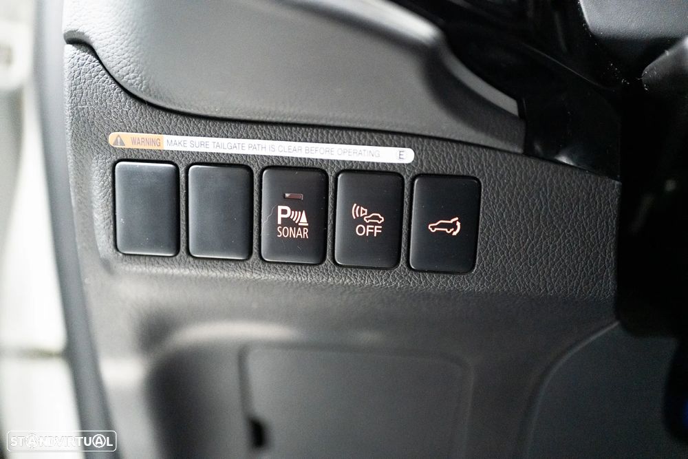 Mitsubishi Outlander 2.0 4WD - 21