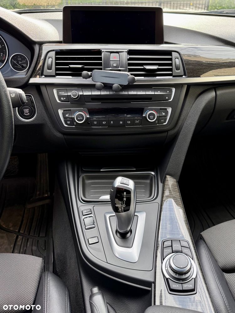 BMW Seria 3 - 16