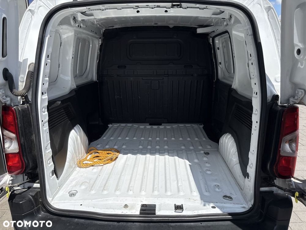 Toyota Proace City - 17