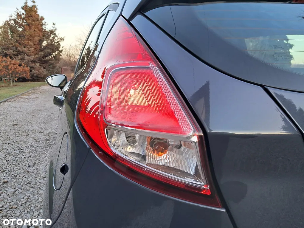 Ford Fiesta 1.25 Ambiente - 39