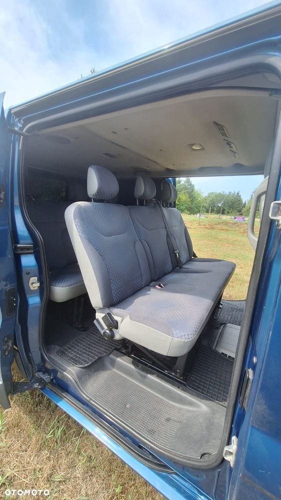 Opel Vivaro L2H1 2.9t - 15
