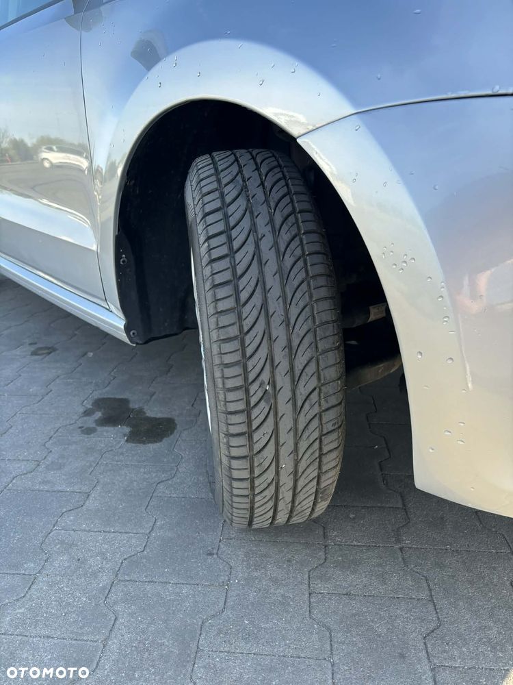 Volkswagen Polo 1.2 Life - 8