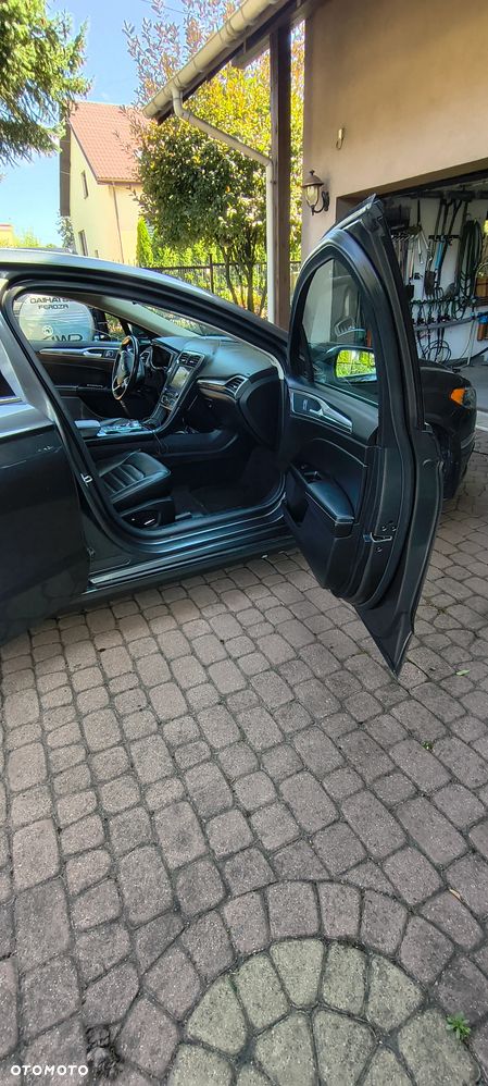 Ford Mondeo - 8