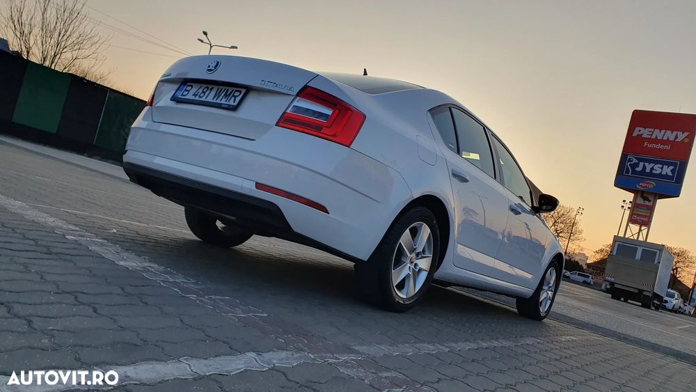 Skoda Octavia 1.6 TDI Style - 19