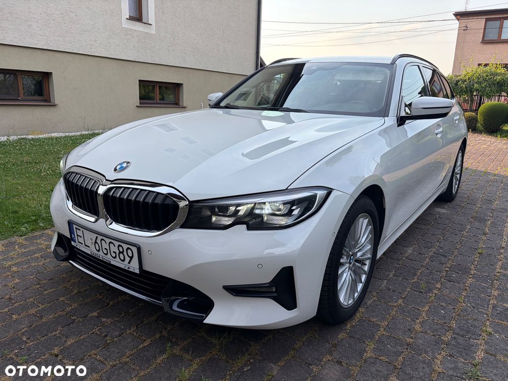 BMW Seria 3 318i Sport Line - 2