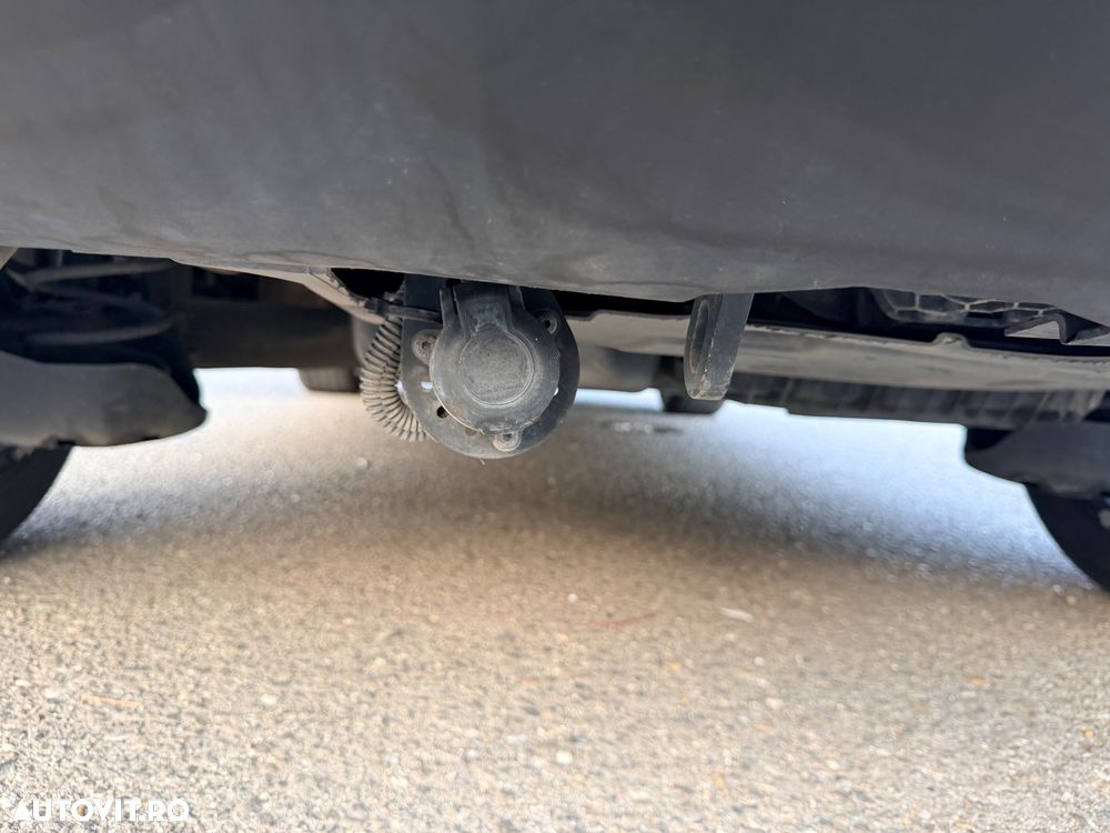 Peugeot 3008 BlueHDi 130 Stop & Start EAT8 Allure - 17