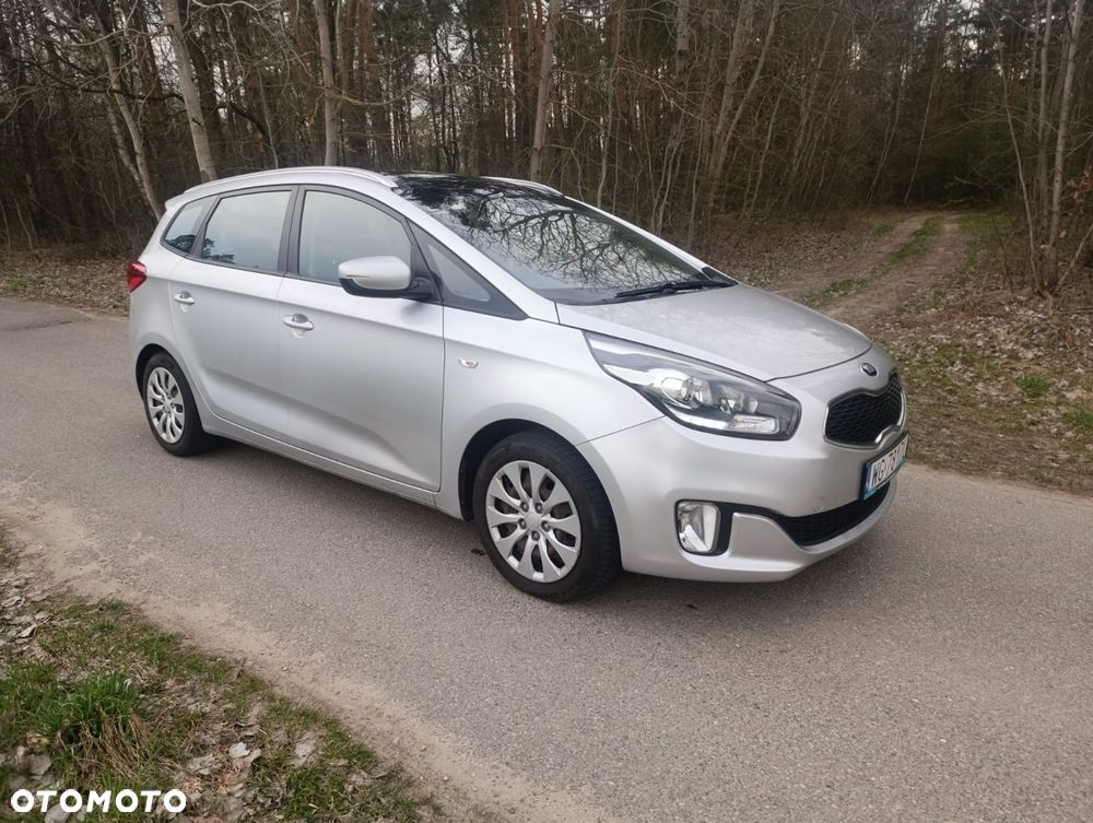 Kia Carens 1.7 CRDi 115 Dream Team Edition - 5