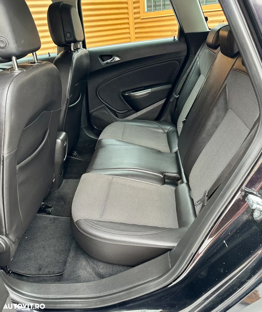 Opel Astra 1.7 CDTI DPF Active - 6