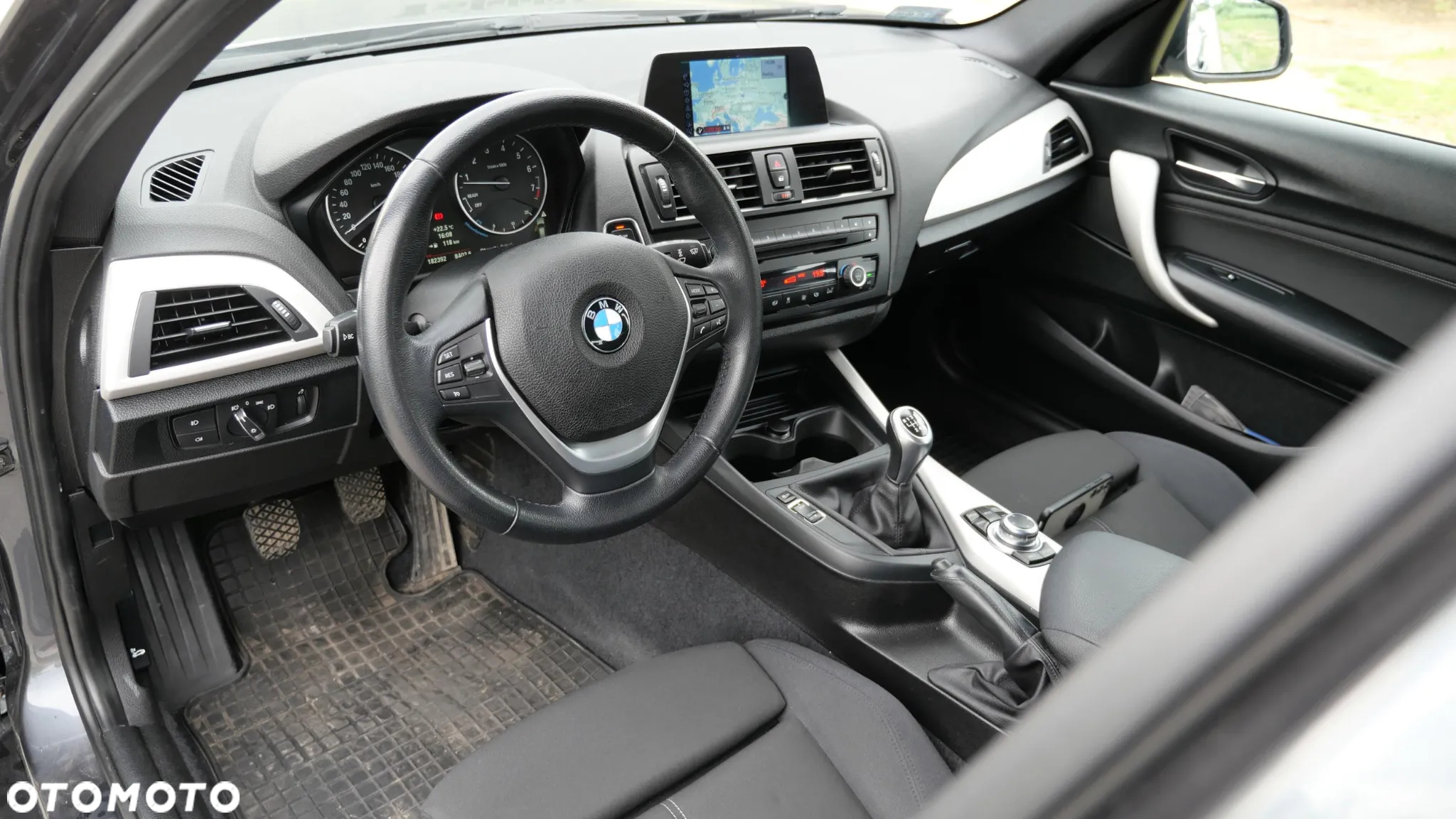 BMW Seria 1 116i - 9