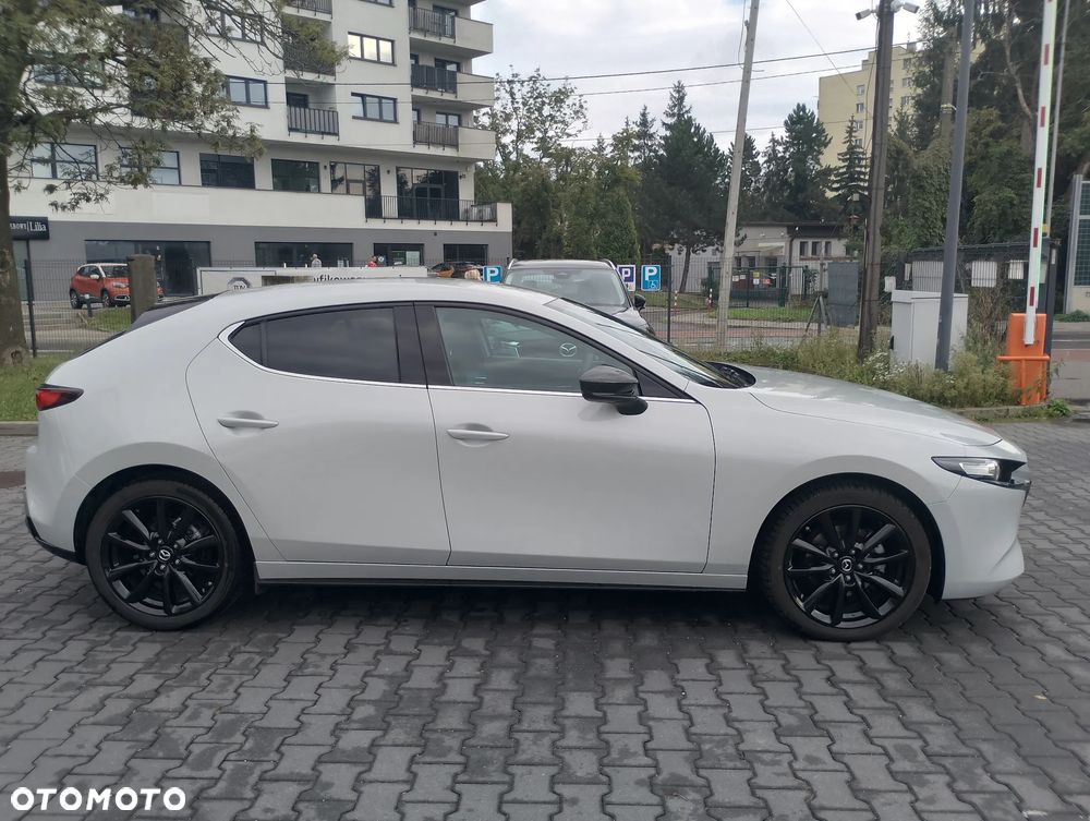 Mazda 3 - 8