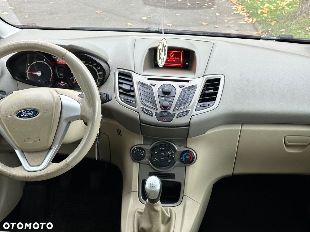 Ford Fiesta 1.25 Celebration - 4